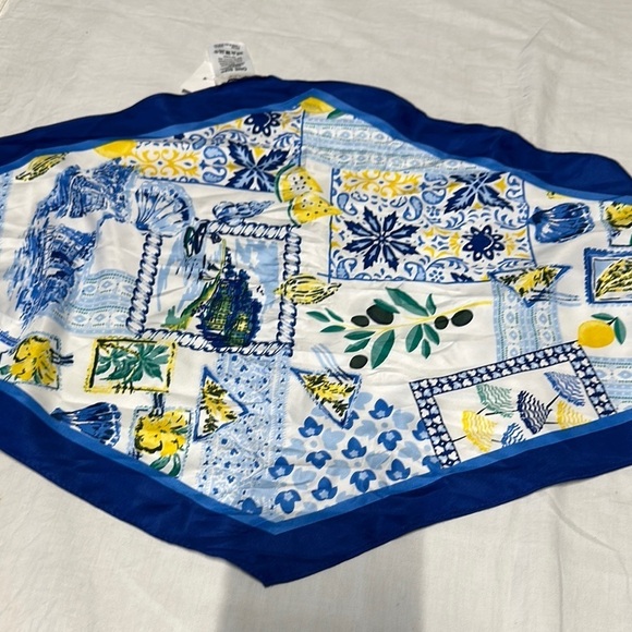 J. Crew Accessories - J. Crew Blue and Yellow Furniture Cover